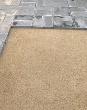 paver-installation-768x1024
